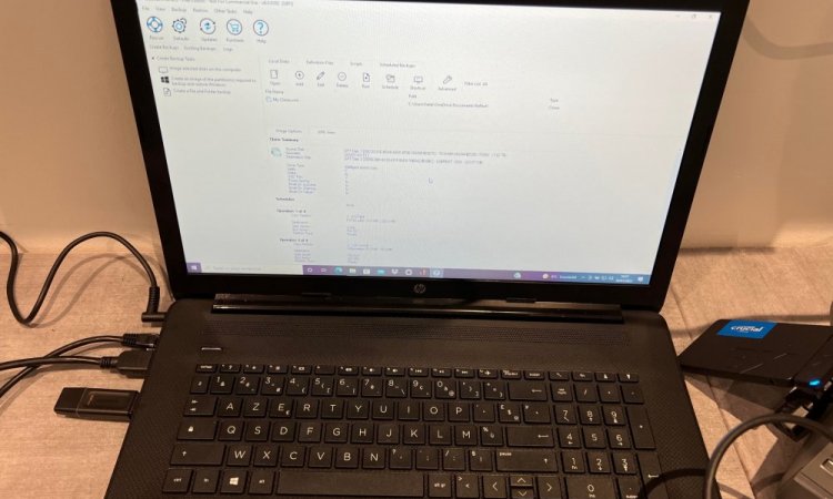 Clône pc portable Windows 10 Marseille 13010 pour un particulier logiciel à chaud
